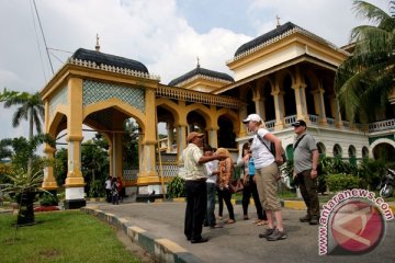 Obyek wisata Medan dipadati pengunjung