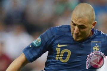 Deschamps masih yakin Benzema dapat berkontribusi 