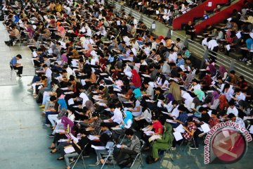 Ratusan ribu lulusan SMA lolos seleksi SNMPTN