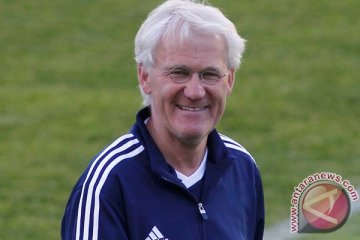 Pelatih Denmark Olsen mundur setelah Piala Eropa 2016