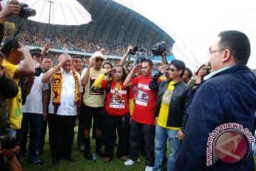 Selebrasi Alex Noerdin 