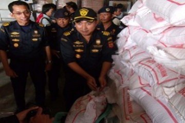 Beras Selundupan/Foto Rusdianto