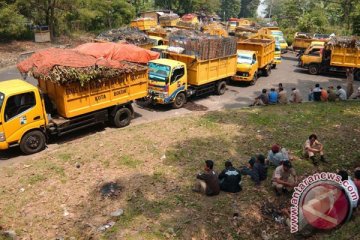 Bekasi tuduh Jakarta langgar operasi truk sampah