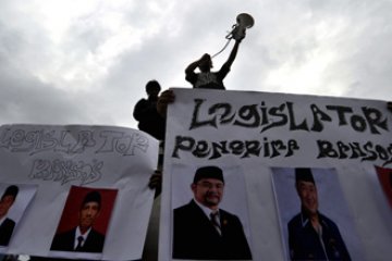 USUT KORUPSI BANSOS