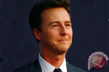 Edward Norton kumpulkan 425 ribu dolar AS untuk pengungsi Suriah