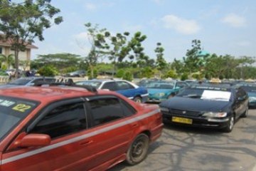 Tolak Blue Bird/Foto YJ Naim