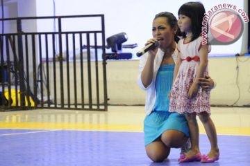 Aksi Sean IDOL