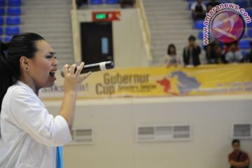 Aksi Sean IDOL