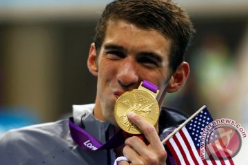 Phelps menangi 100m gaya kupu-kupu di Mesa