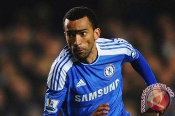 Nasib Bosingwa di QPR "ngambang"