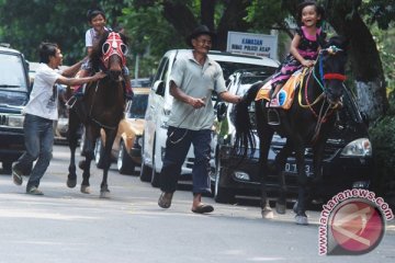 Wisata menunggang kuda kegemaran warga Bandung
