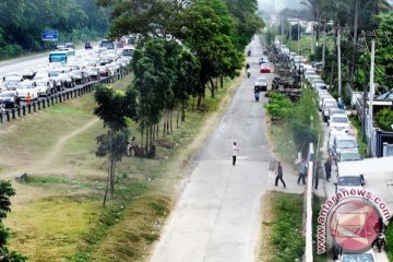 Jalan nasional di Cianjur banyak yang rusak