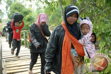 Ratusan pengungsi Syiah Sampang masih dilarang mudik