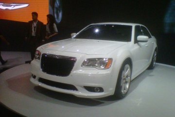 Chrysler 300 tersedia edisi Motown 