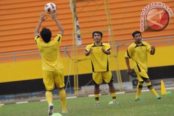 Calon pemain SFC latihan