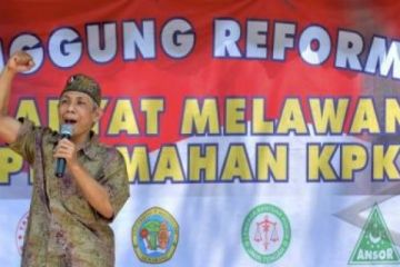 MELAWAN PELEMAHAN KPK