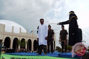 16 warga dihukum cambuk di Aceh Barat 