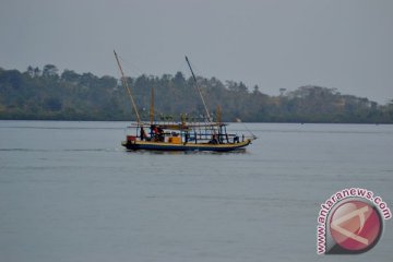 Dermaga kapal cepat di Bakauheni rusak