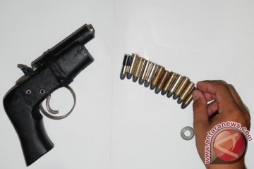 Polisi belum simpulkan pemilik pistol terkait kelompok teroris