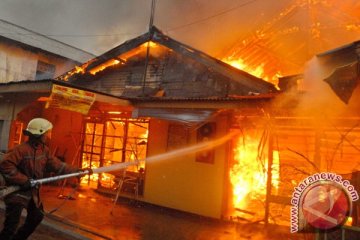 Kantor BNI WR Supratman Denpasar terbakar