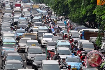 Antrean kendaraan di Puncak capai 12 kilometer