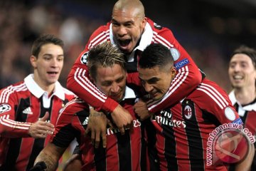 Milan ditahan seri Napoli 1-1