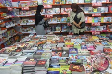 Ikuti pameran buku ini, hadiahnya naik haji gratis