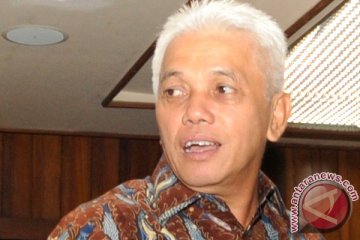 Hatta Rajasa senang jadi kakek