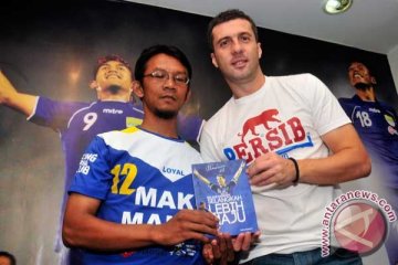 Miljan Radovic jabat direktur teknik Persib Bandung