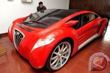 Mobil listrik "Ferrari" Dahlan Iskan diruwat 