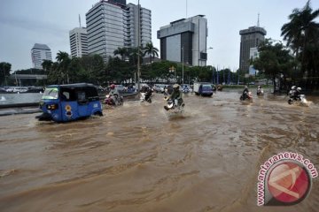 Jakarta waspada banjir sampai dua bulan ke depan