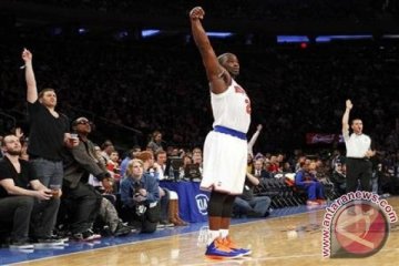 Dua pemain Knicks cedera 