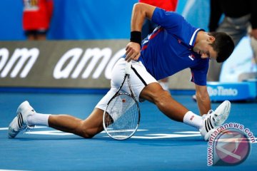 Djokovic butuh lima jam lebih untuk kalahkan Wawrinka