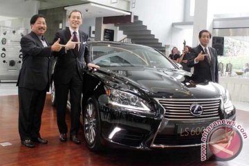 Peluncuran Lexus LS600HL