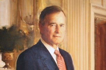 George Herbert Walker Bush alami patah tulang leher