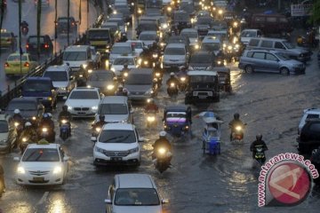 Commuter Line Bekasi hanya sampai Manggarai