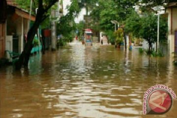 Kota Gorontalo lumpuh digenang banjir