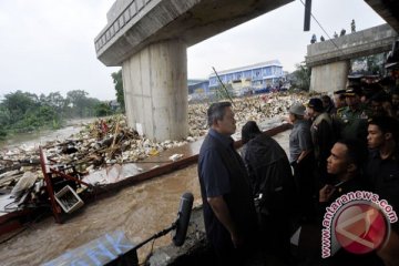 Korban banjir Rawajati butuh alat kebersihan