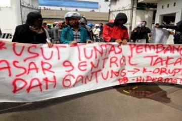 USUT KORUPSI PASAR