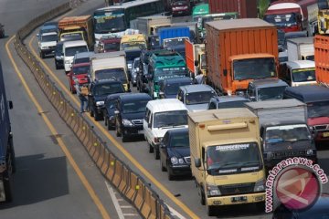 Tol Cikupa arah Merak padat