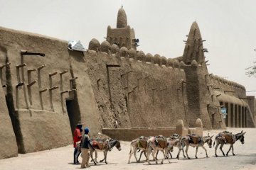 Rumah mewah Gaddafi di Timbuktu hancur