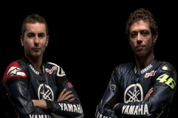 Valentino Rossi dan Jorge Lorenzo resmikan logo baru Yamaha