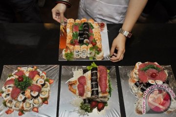 Sushi tak gentar melawan makanan Korea
