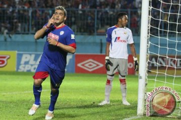 Arema bantai Barito Putera 4-1