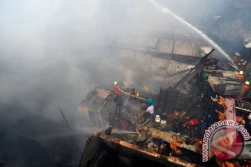 Enam kali ledakan di Nagoya Hill