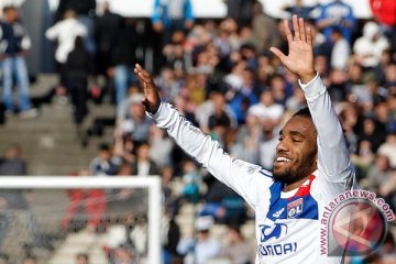 Lacazette pencetak gol terbanyak Ligue 1 Prancis