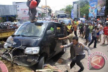 Tabrakan beruntun di Tanjungpinang satu orang tewas 