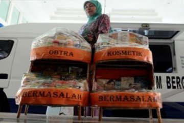 SOSIALISASI KOSMETIK DAN OBAT BERBAHAYA