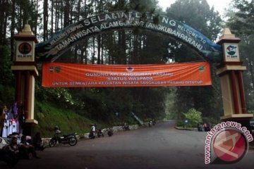 Obyek wisata Tangkuban Parahu masih ditutup