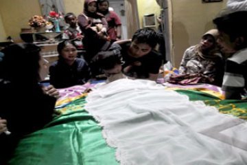 KORBAN PELURU NYASAR